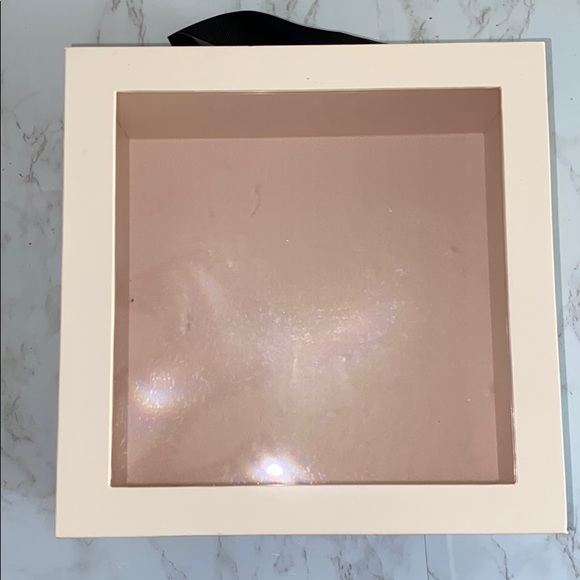 Viktor & Rolf gift box (Never Used) - Picture 3 of 6